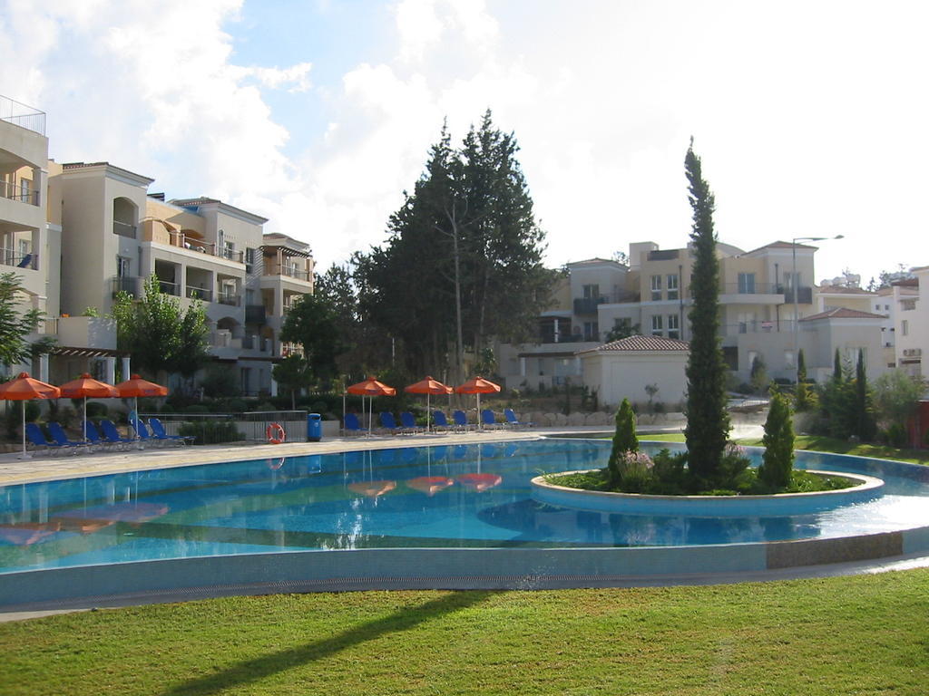 Villa Hesperides Gardens Paphos Exterior foto